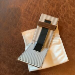 💴 NWT Allansing Leather Money Clip